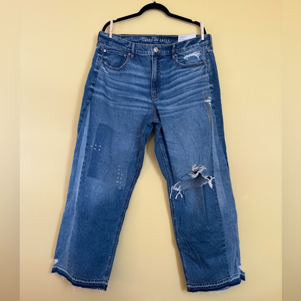 NWT AMERICAN EAGLE SUPER HIGH RISE 90s STRAIGHT BAGGY STRAIGHT JEANS